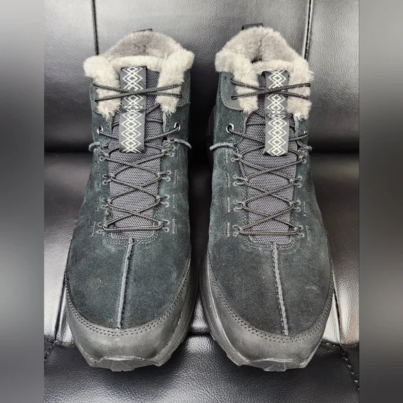 UGG MIWO Trainer High Suede Sz12 NIB!! display picture 2